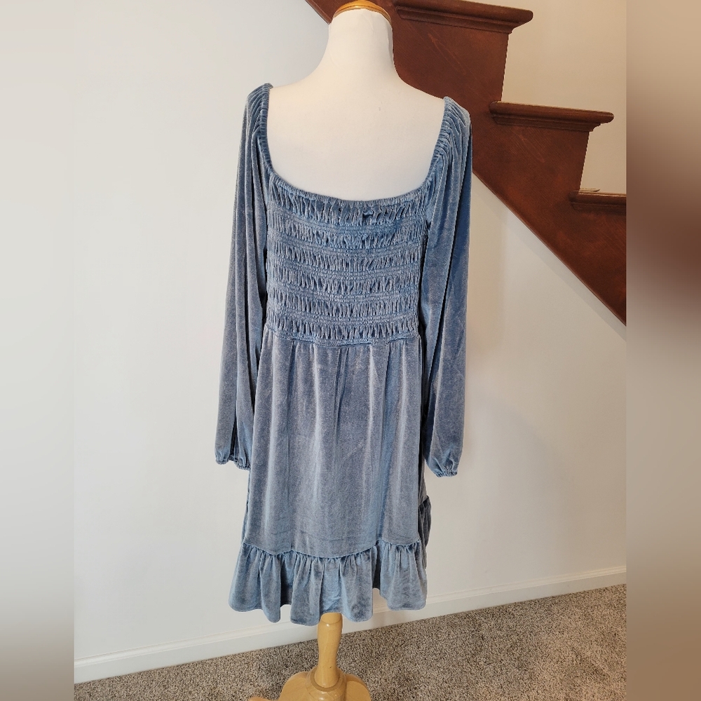 LC Lauren Conrad Blue Smocked Velvet Dress Size XL - Picture 6 of 6